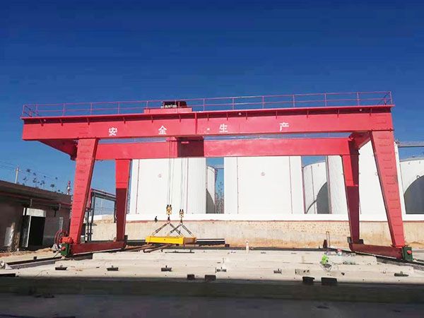 雙梁門式起重機(jī)