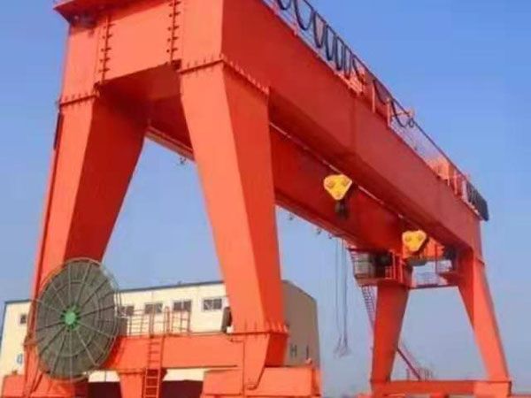 雙梁門式起重機(jī)