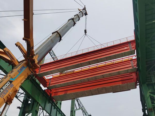 Double beam crane