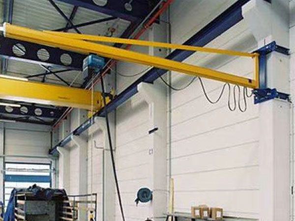Cantilever crane